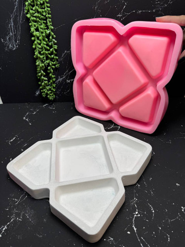 اندازه ۱۸*۲۱ سانت ارتفاع۳ سانت